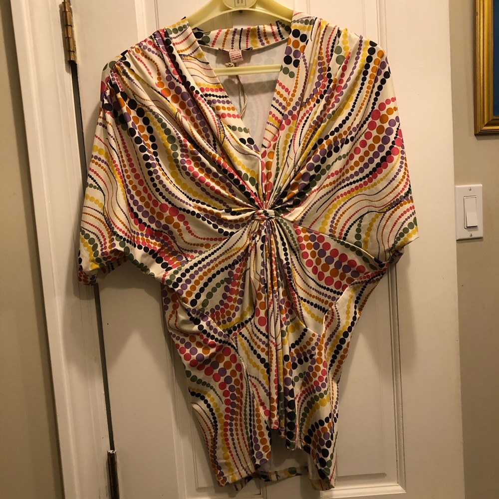 Isle Dotted Stretchy Top